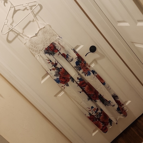 IRIS  romper size small  *830.32 - Picture 3 of 4